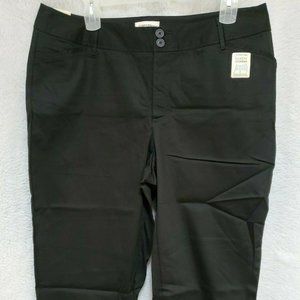 St John's Bay NWT Black Secretly Slender Capri Pants Size 20W